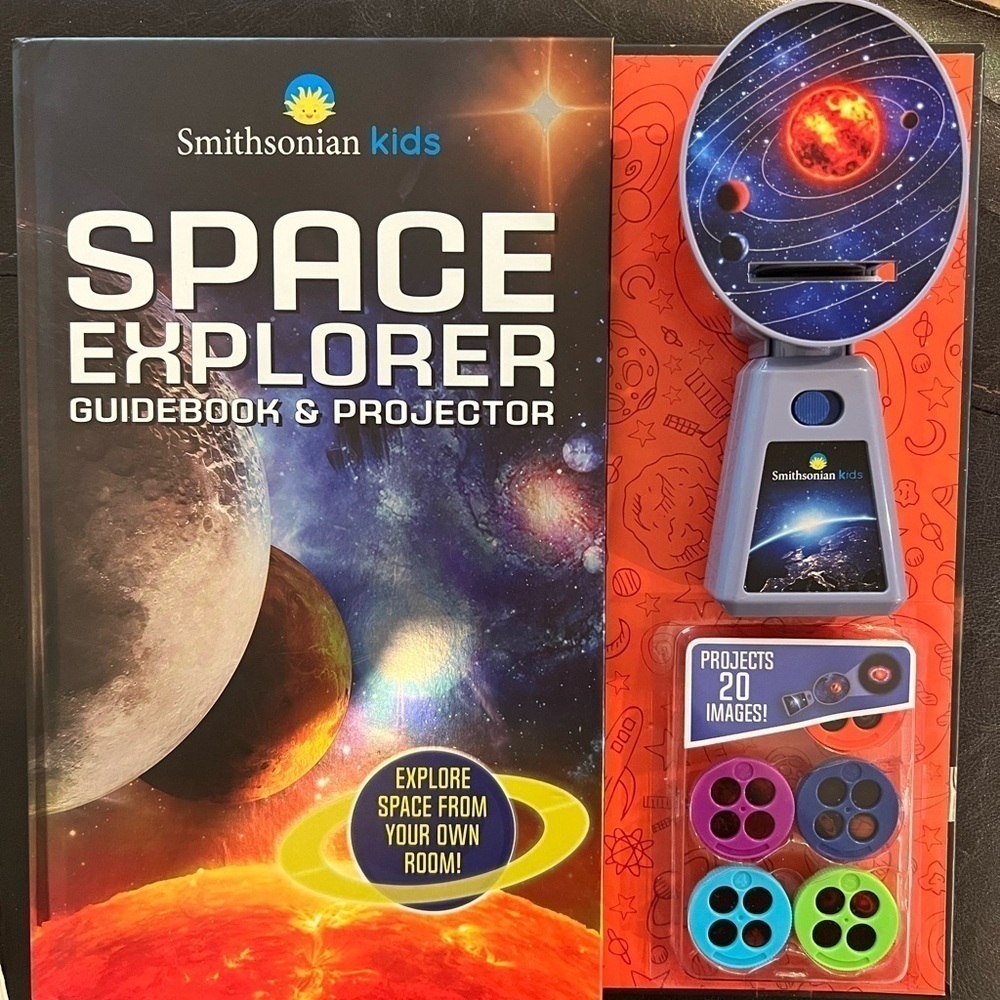 Smithsonian Kids: Space Explorer Guide Book & Projector Movie Theater Storybook